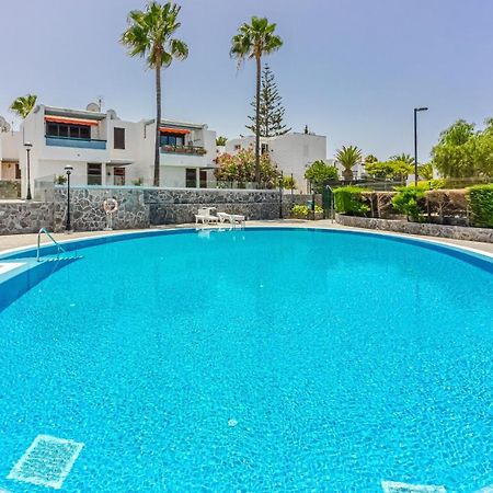 Apartment Apart America - 150 Meters From The Beach, Free Wi-Fi Arona  Ngoại thất bức ảnh